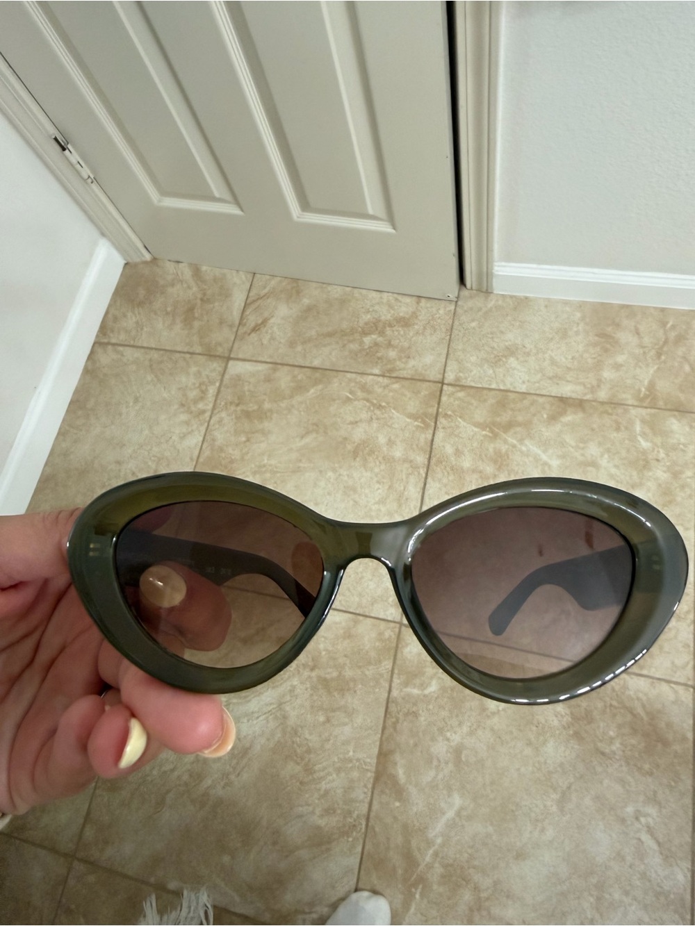 Olive Green Cat-Eye Sunglasses